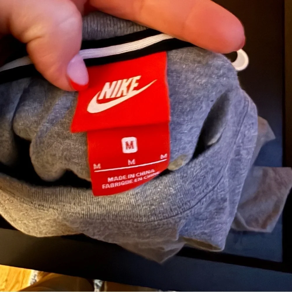 Nike long sleeve shirt